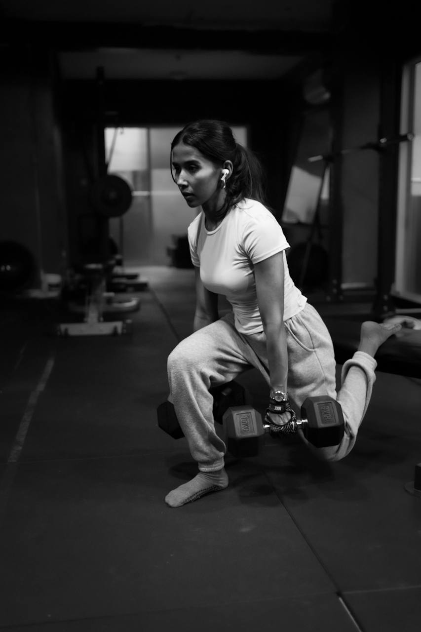 Happy gym members posing